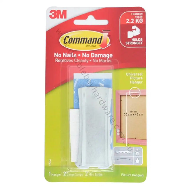 Command picture hanger packaging with 3M logo on a white background