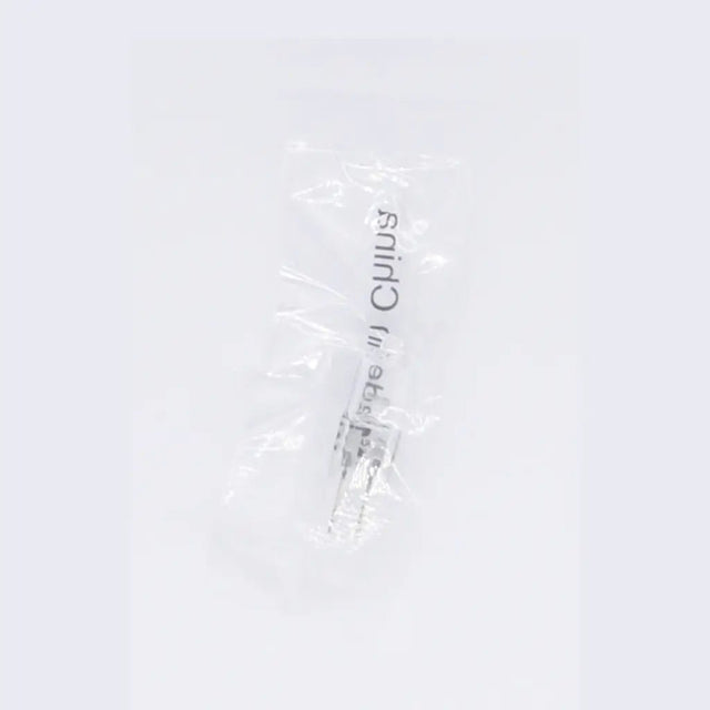 Clear plastic packaging with 'Cyliss' branding on a light gray background