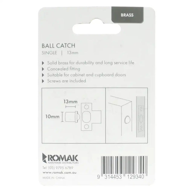 Package of a ball catch with specifications on a white background