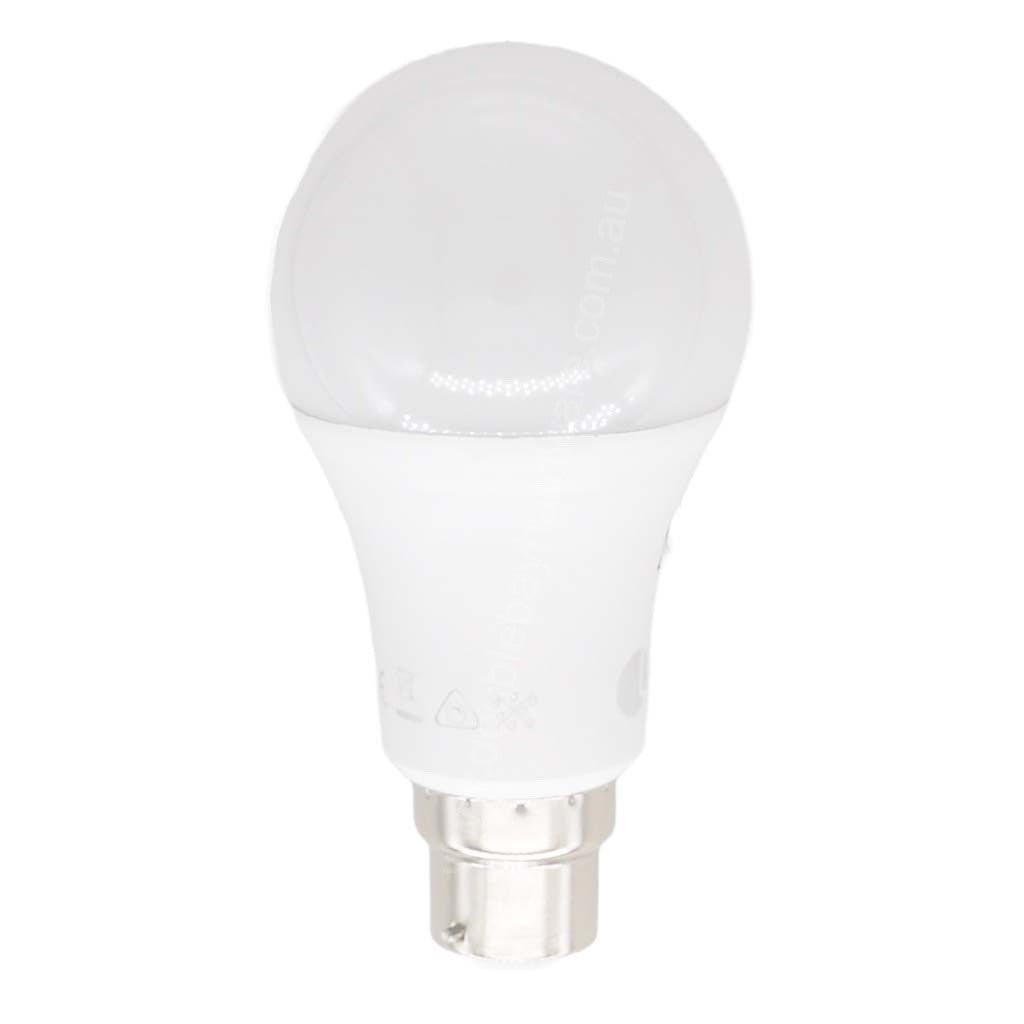 Lusion GLS Trimax Multi Wattage/Colour LED Light Bulb B22 240V 20681