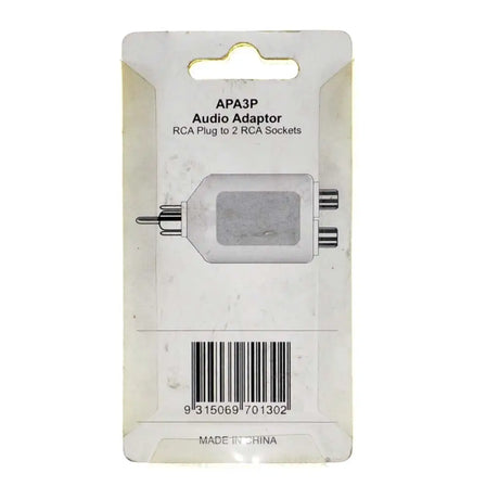 Audio adapter packaging with 'APA3P' label on a white background